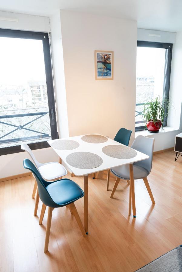 Appartement Rien Que Pour Vous Proche Centre Ville Laval  Ngoại thất bức ảnh